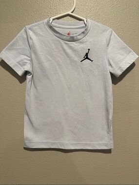 Jordan Light Blue Tee with Jumpman Logo Size: 3T